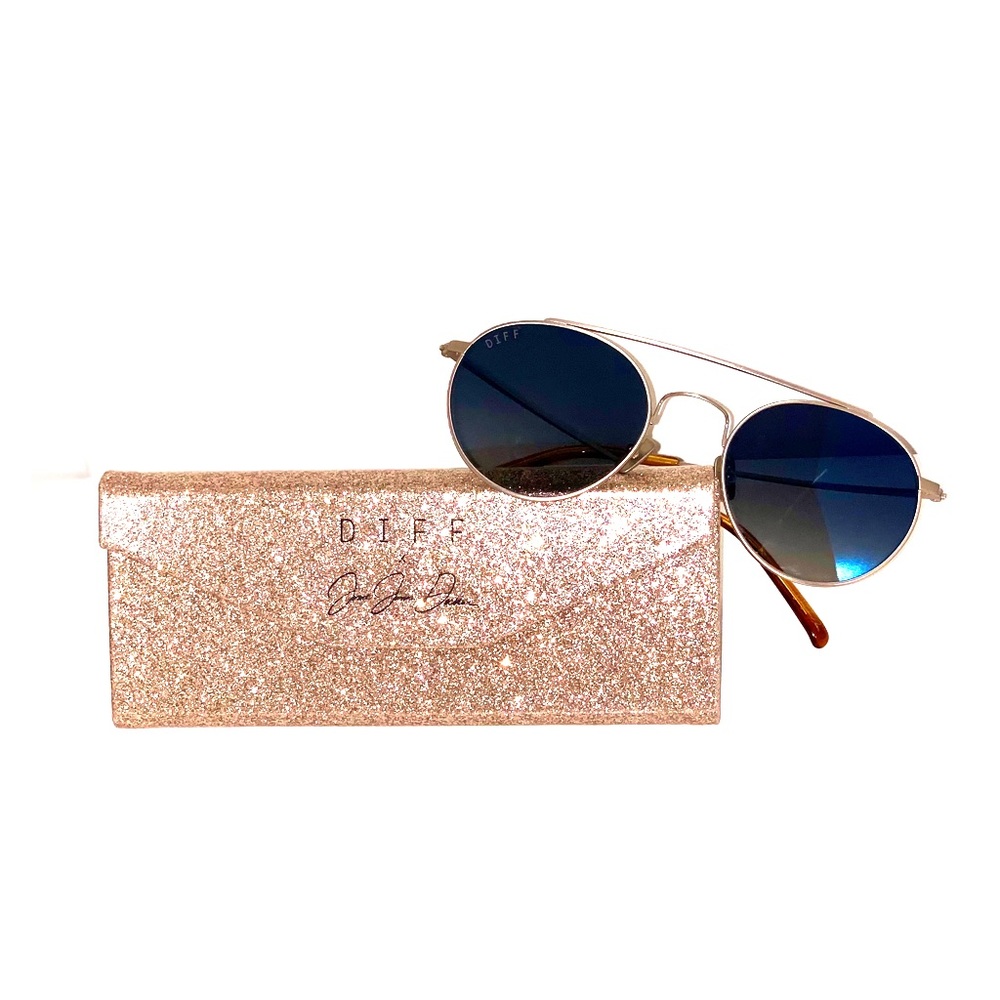 DIFF sunglasses (Jessie James Decker)